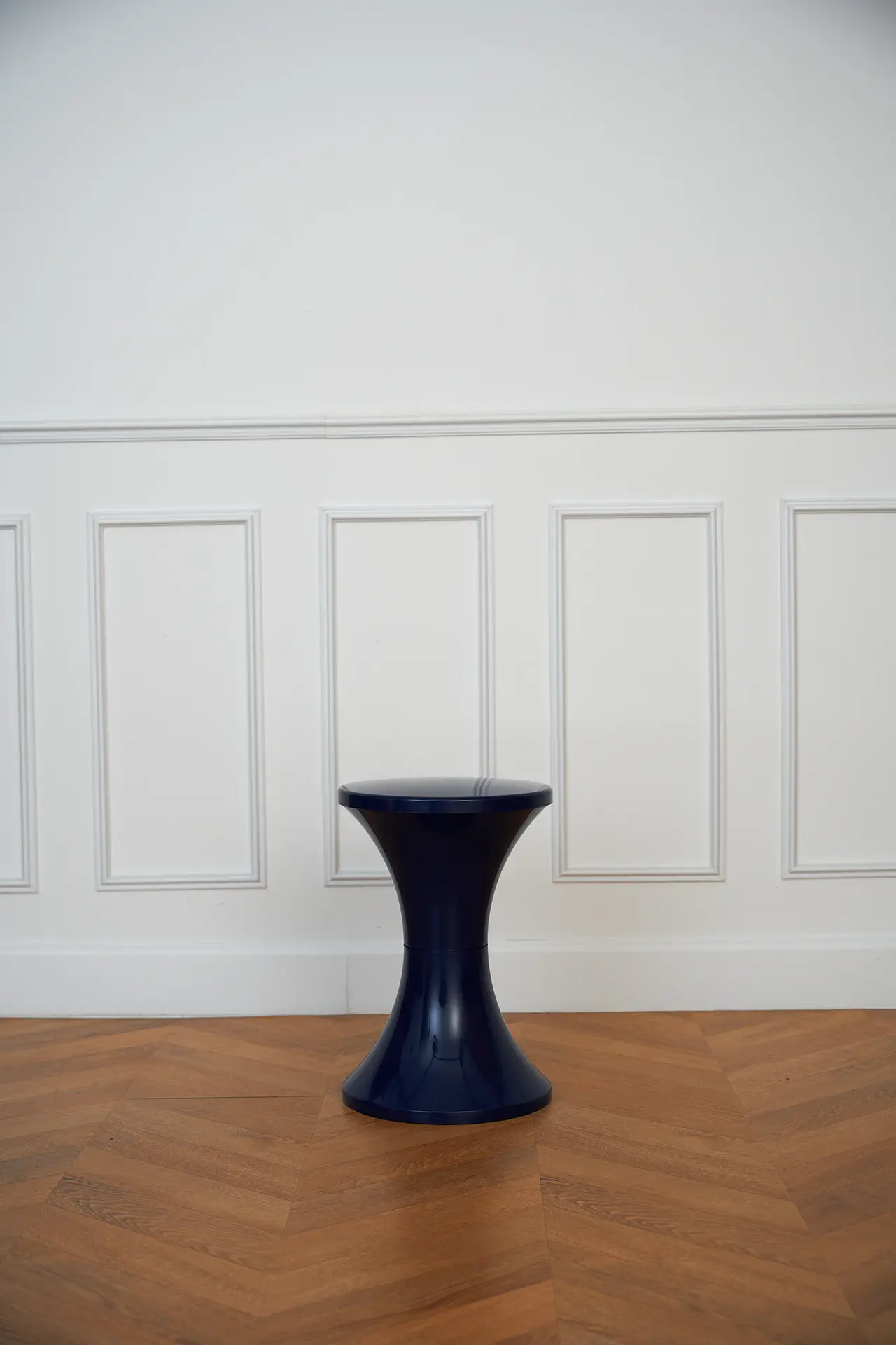 Space Age plastic stool (blue)