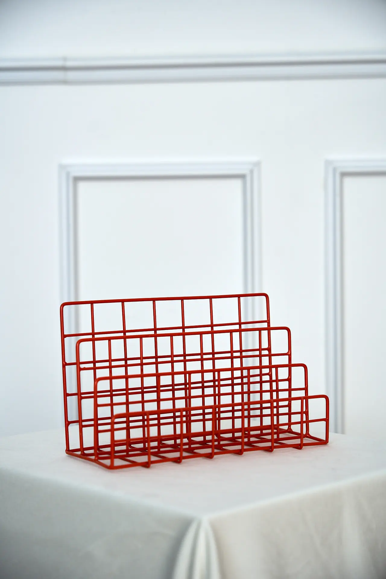 Red wire letter rack